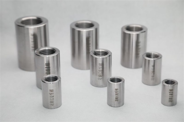 屏边45号钢直螺纹钢筋套筒